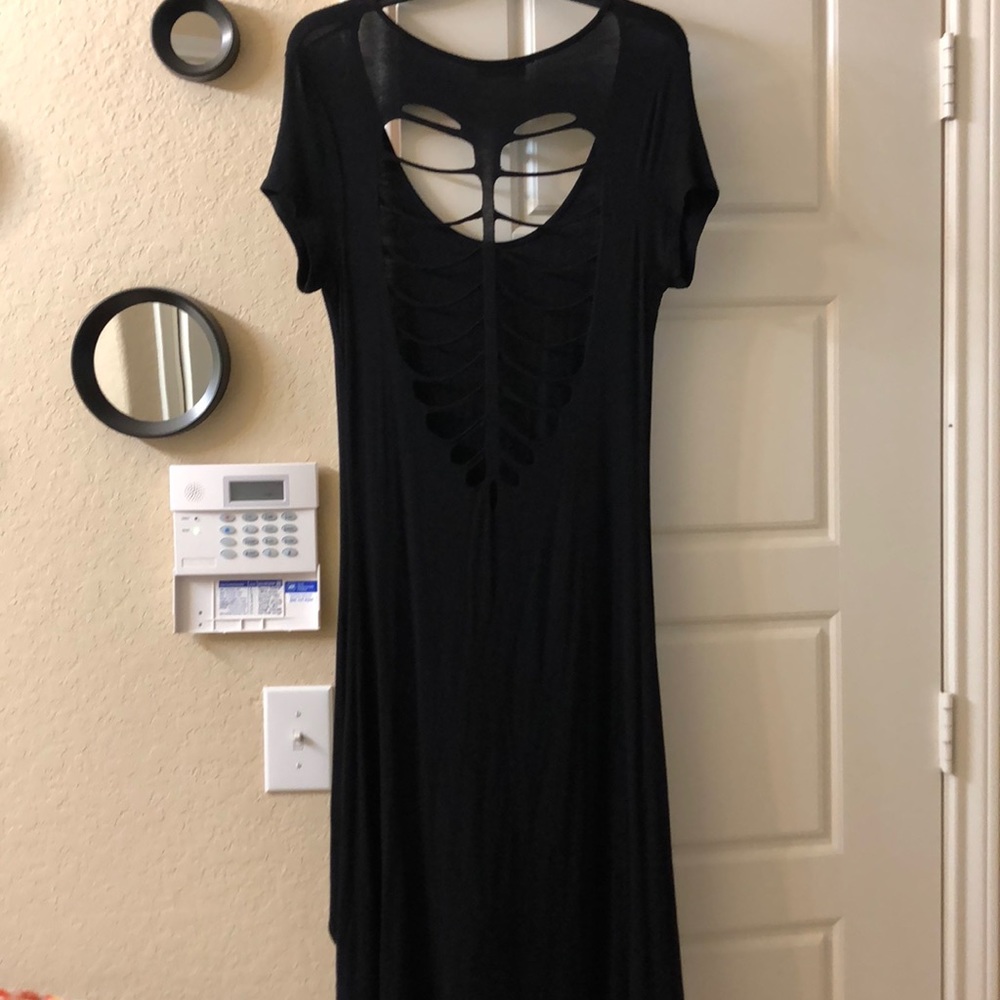 BLACK DRESS - Picture 3 of 4